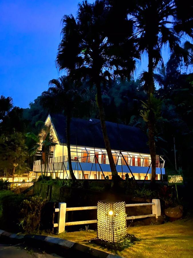 Lembah Permai Resort Sindanglaya Exterior foto